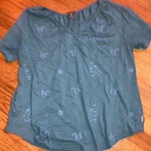 Eddie Bauer large blue tshirt